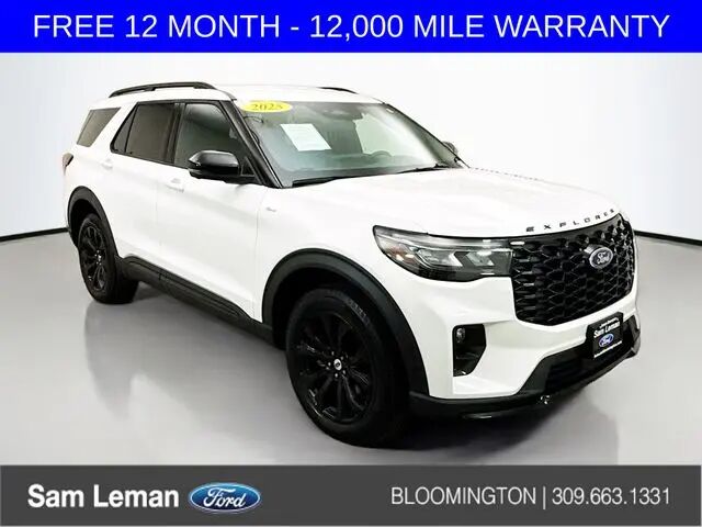 2025 Ford Explorer ST-Line