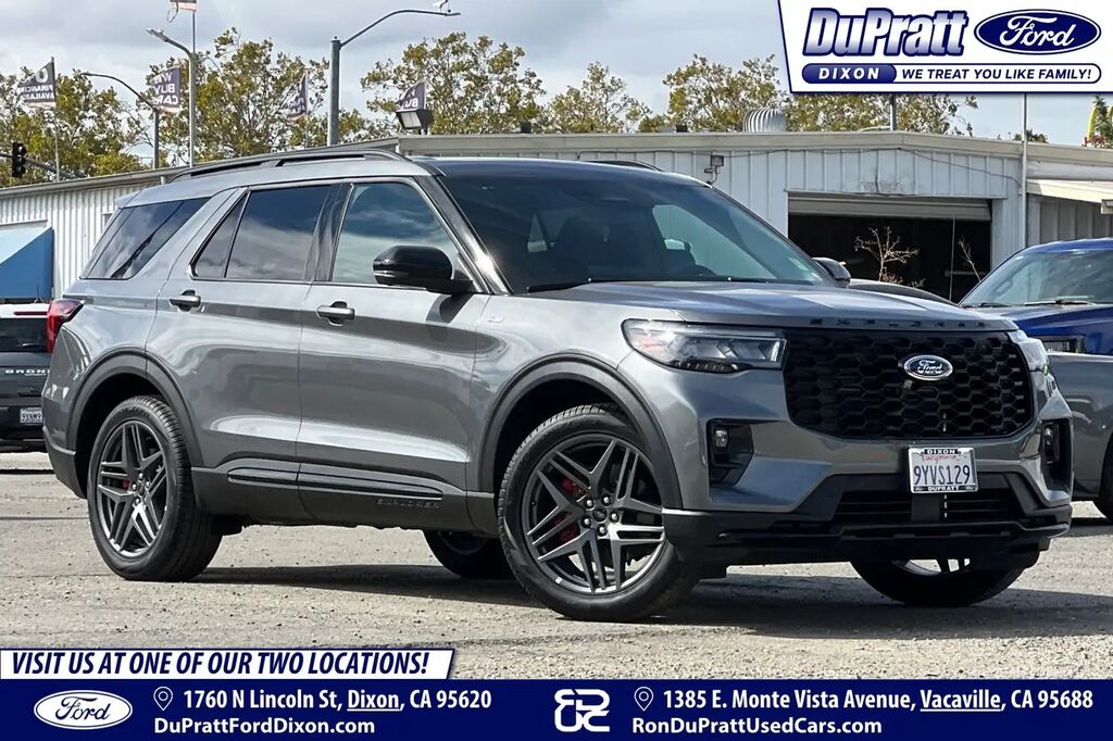 2026 Ford Explorer ST-Line — photo 1 of 13