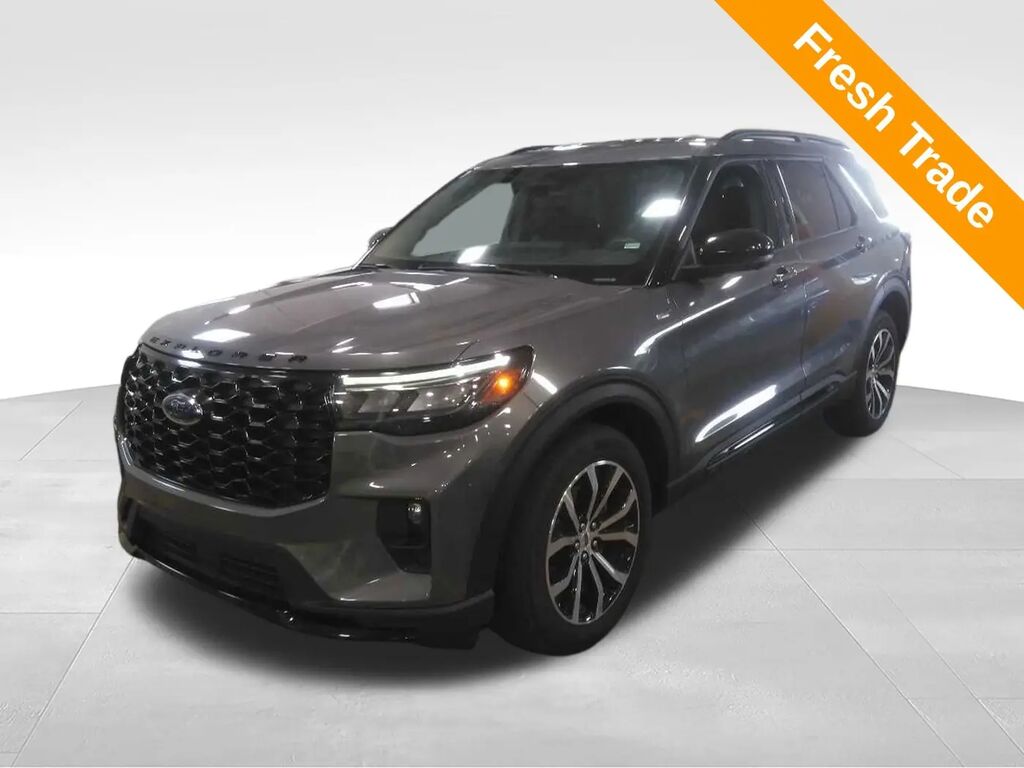 2025 Ford Explorer ST-Line — photo 1 of 8