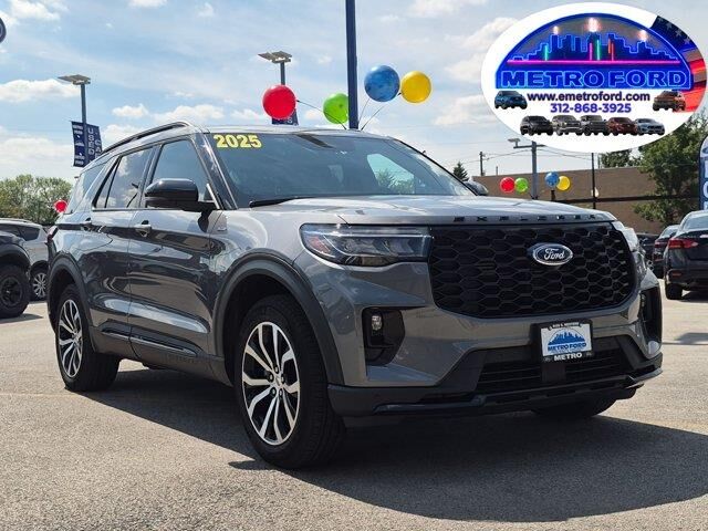 2025 Ford Explorer ST-Line