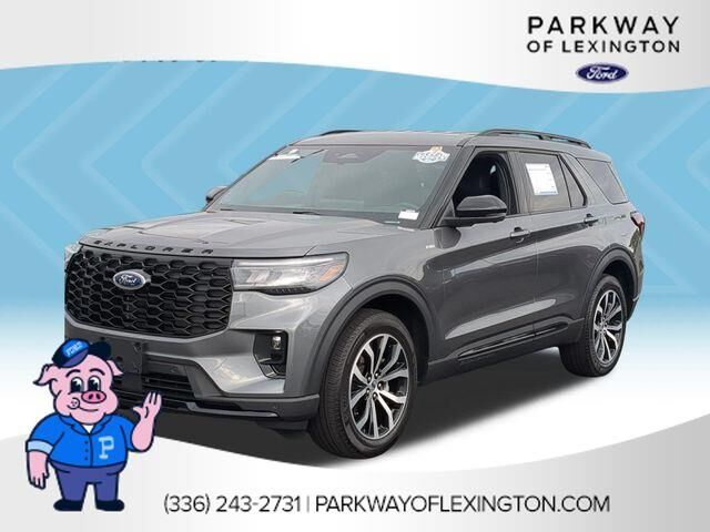 2025 Ford Explorer ST-Line — photo 1 of 3