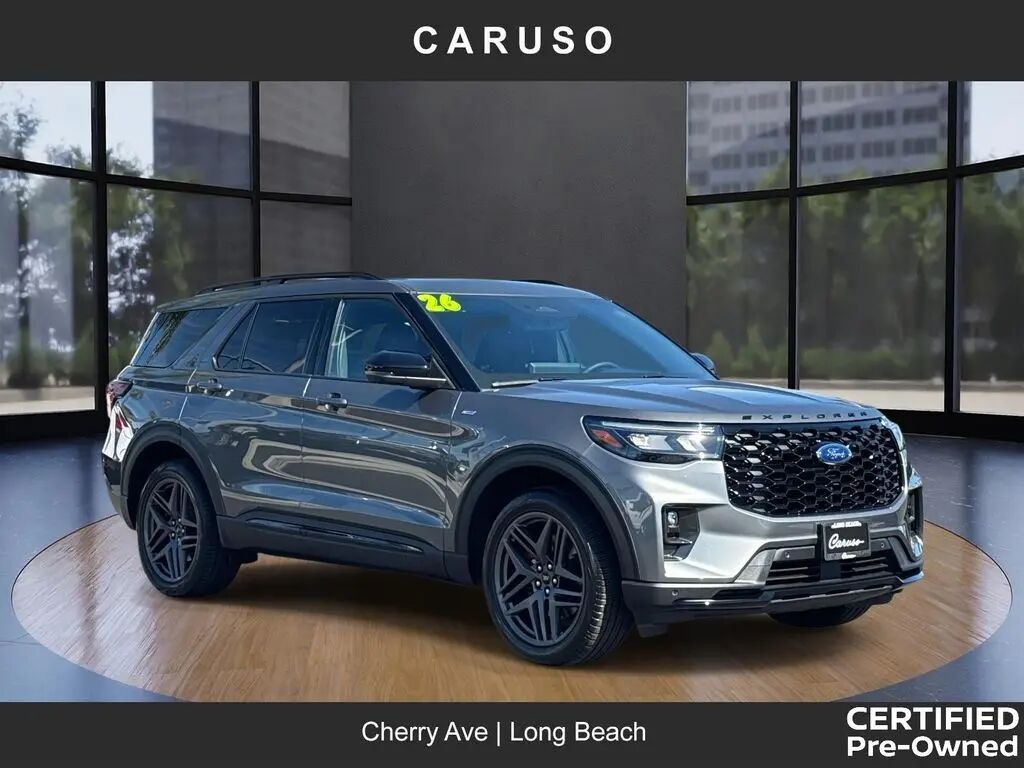 2026 Ford Explorer ST-Line — photo 1 of 13