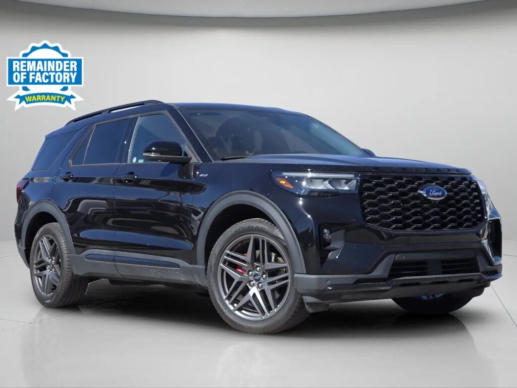2025 Ford Explorer ST-Line — photo 1 of 12