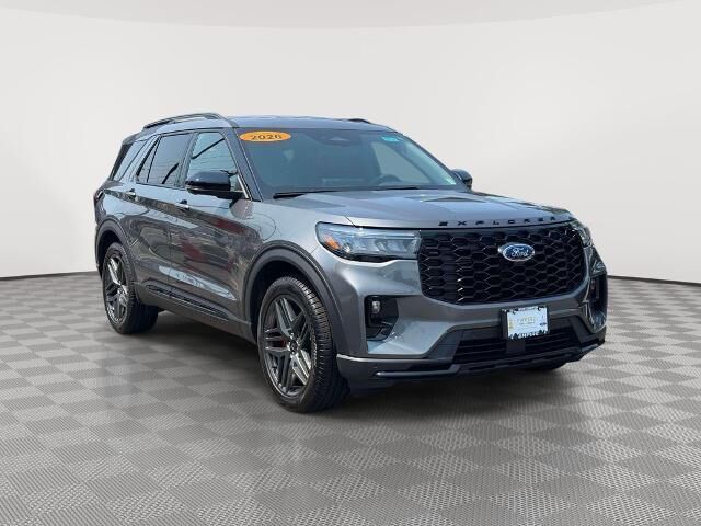 2026 Ford Explorer ST-Line — photo 1 of 13