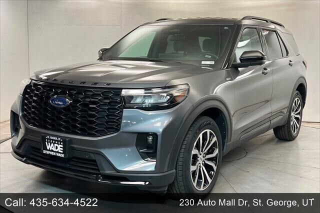 2025 Ford Explorer ST-Line — photo 1 of 13