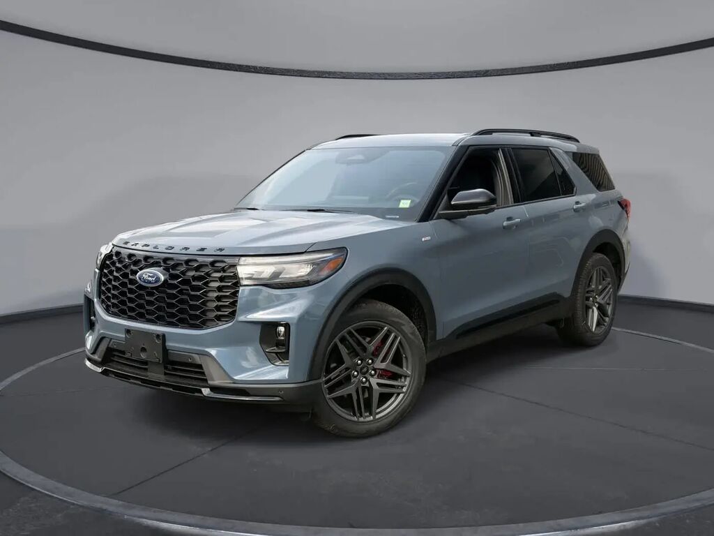 2026 Ford Explorer ST-Line — photo 1 of 13