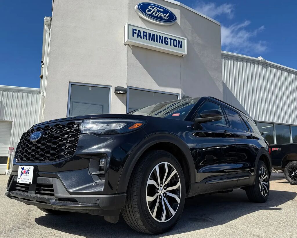 2025 Ford Explorer ST-Line — photo 1 of 51