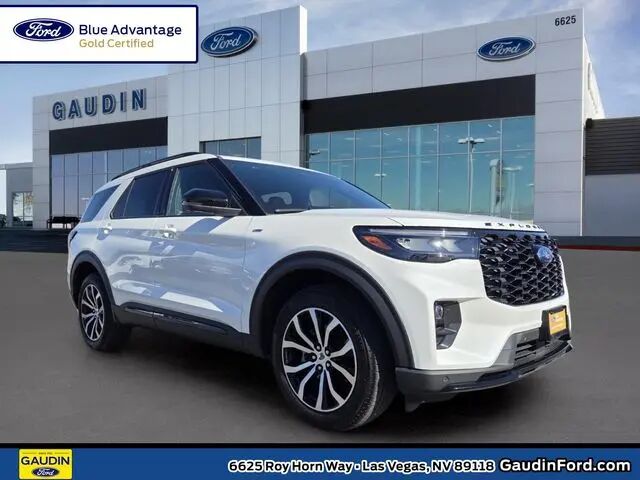 2025 Ford Explorer ST-Line