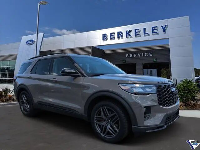 2026 Ford Explorer ST — photo 1 of 13