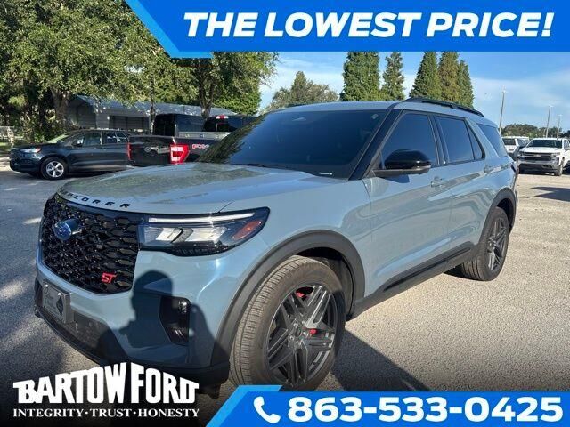 2025 Ford Explorer ST