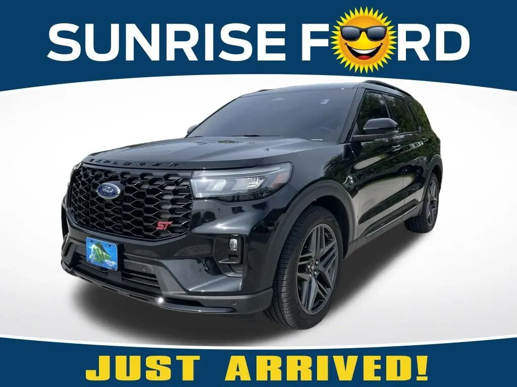 2025 Ford Explorer ST — photo 1 of 26