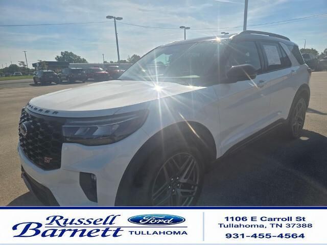 2025 Ford Explorer ST — photo 1 of 13
