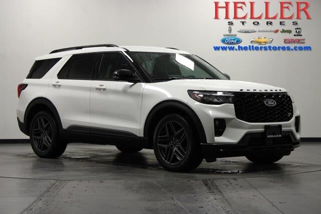 2025 Ford Explorer ST — photo 1 of 13