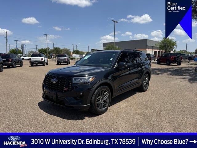 2025 Ford Explorer ST — photo 1 of 13