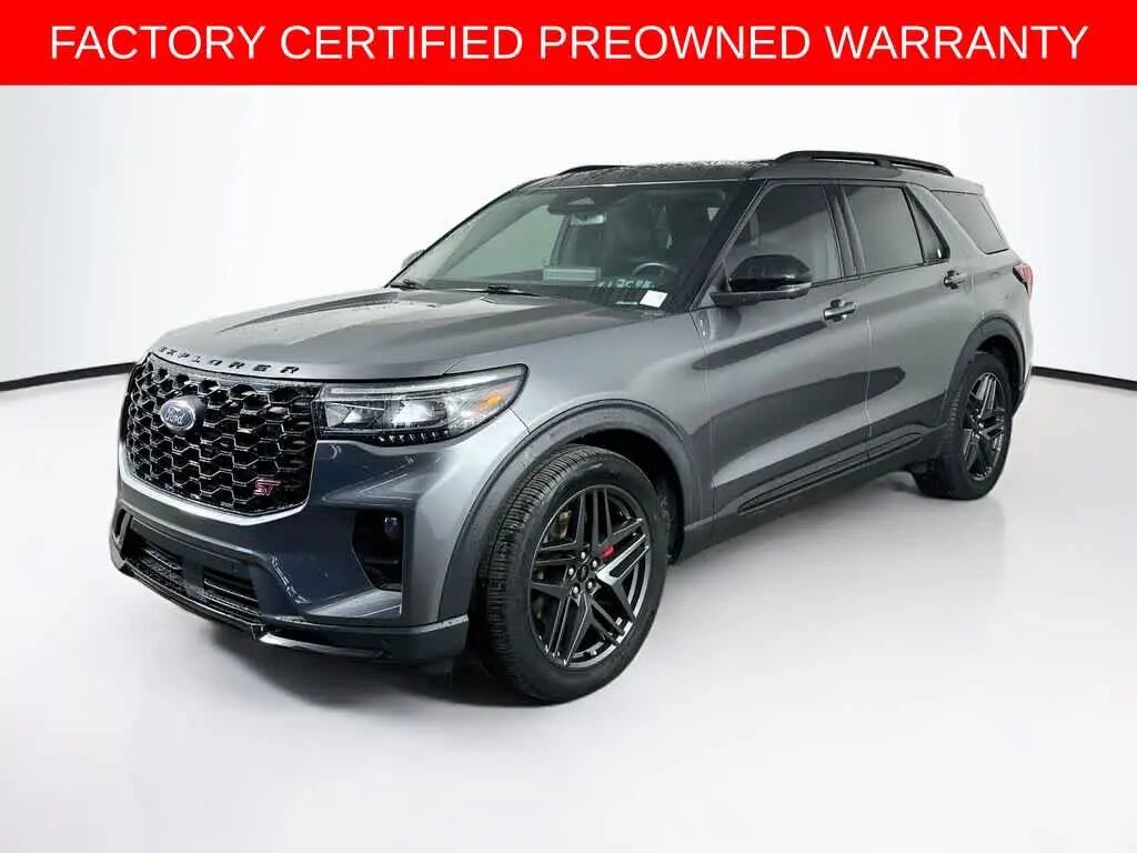 2025 Ford Explorer ST — photo 1 of 13