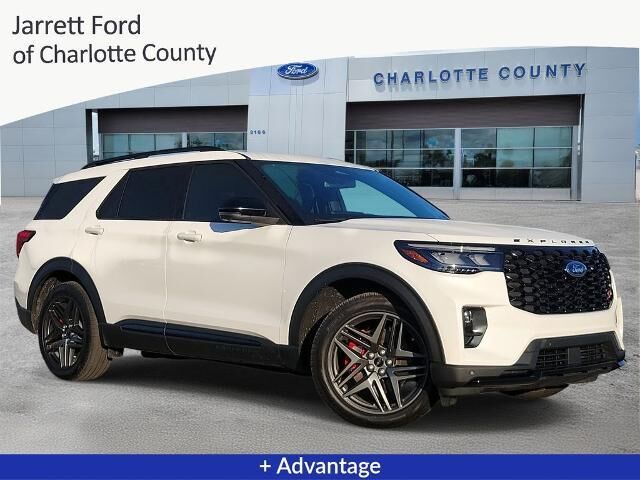 2025 Ford Explorer ST — photo 1 of 13