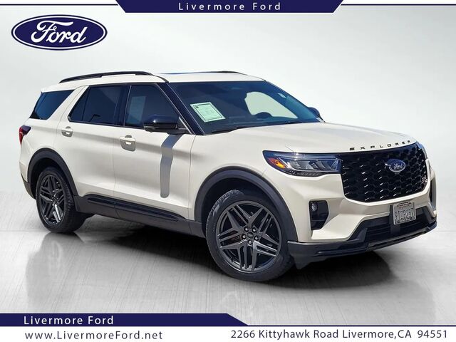 2025 Ford Explorer ST