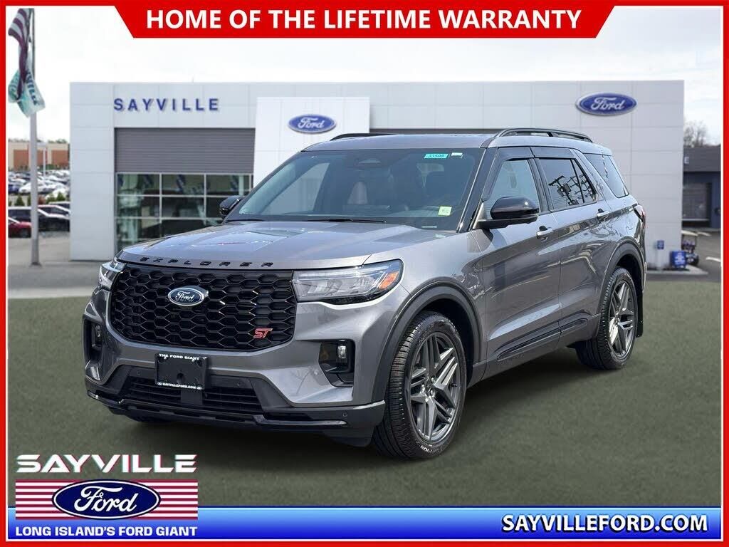 2026 Ford Explorer ST — photo 1 of 14