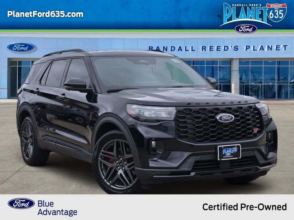 2025 Ford Explorer ST — photo 1 of 10