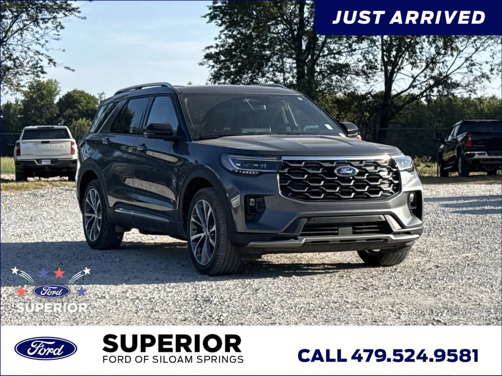 2025 Ford Explorer Platinum — photo 1 of 5