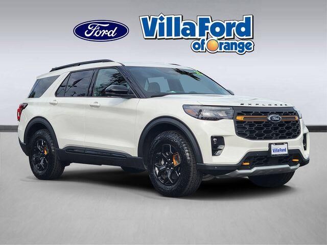 2026 Ford Explorer Tremor — photo 1 of 13
