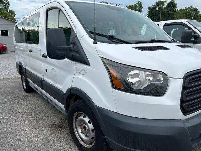 2015 Ford Transit 150 XL