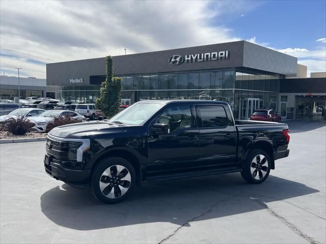 2023 Ford F-150 Lightning Platinum