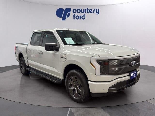 2023 Ford F-150 Lightning Lariat