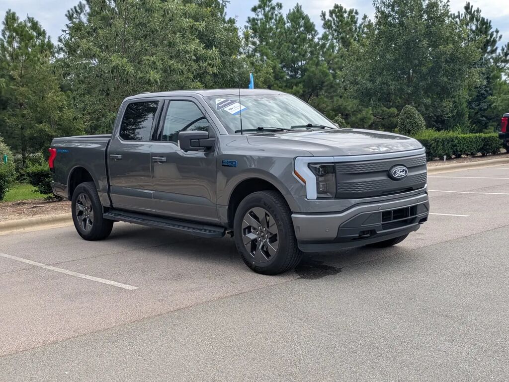 2024 Ford F-150 Lightning Flash — photo 1 of 13