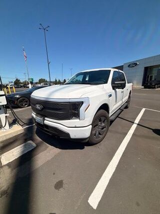2024 Ford F-150 Lightning Flash