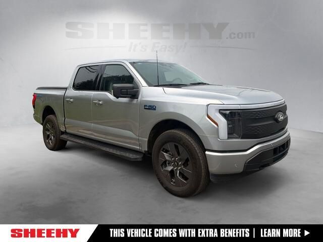 2025 Ford F-150 Lightning Flash