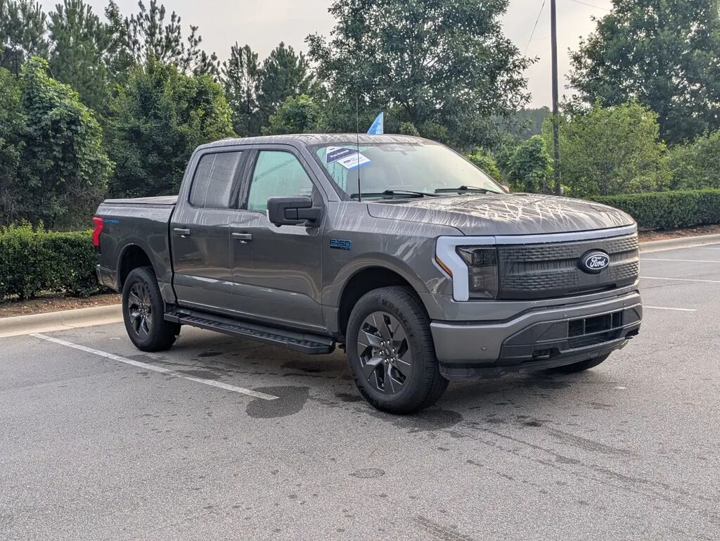 2025 Ford F-150 Lightning Flash — photo 1 of 13