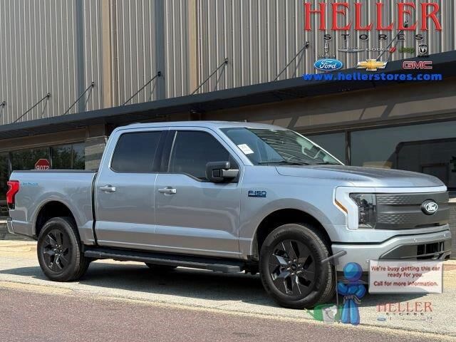 2025 Ford F-150 Lightning Flash
