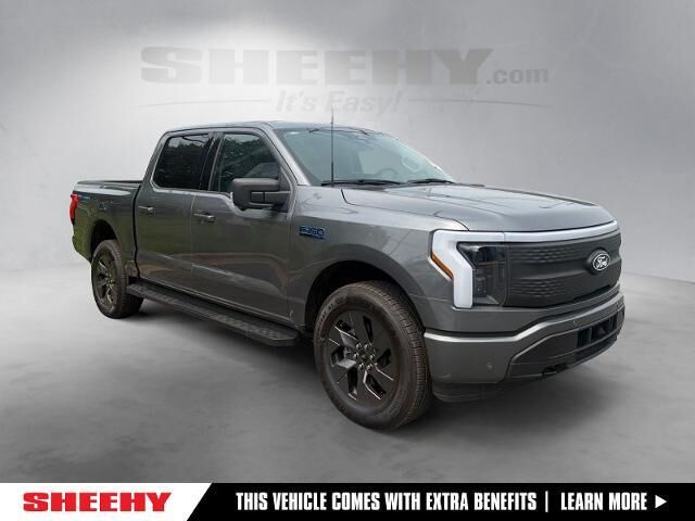 2025 Ford F-150 Lightning Flash — photo 1 of 10