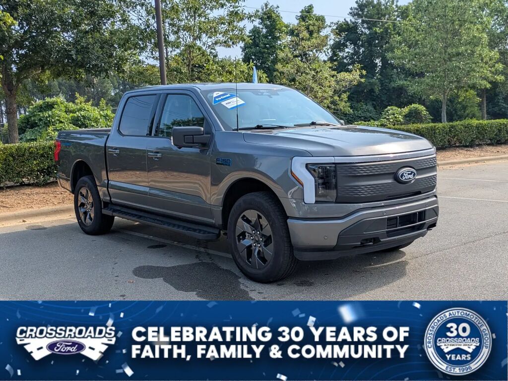 2025 Ford F-150 Lightning Flash — photo 1 of 13