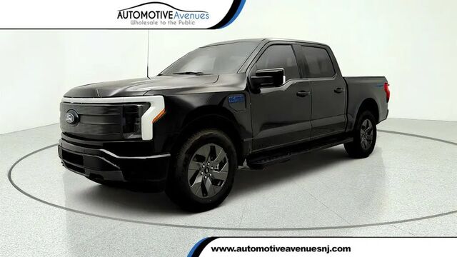 2025 Ford F-150 Lightning Lariat