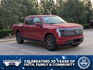 2024 Ford F-150 Lightning Lariat — photo 1 of 12