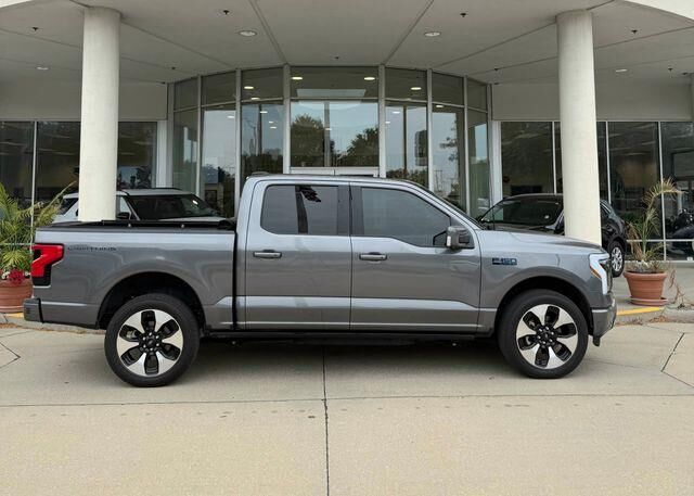 2024 Ford F-150 Lightning Platinum