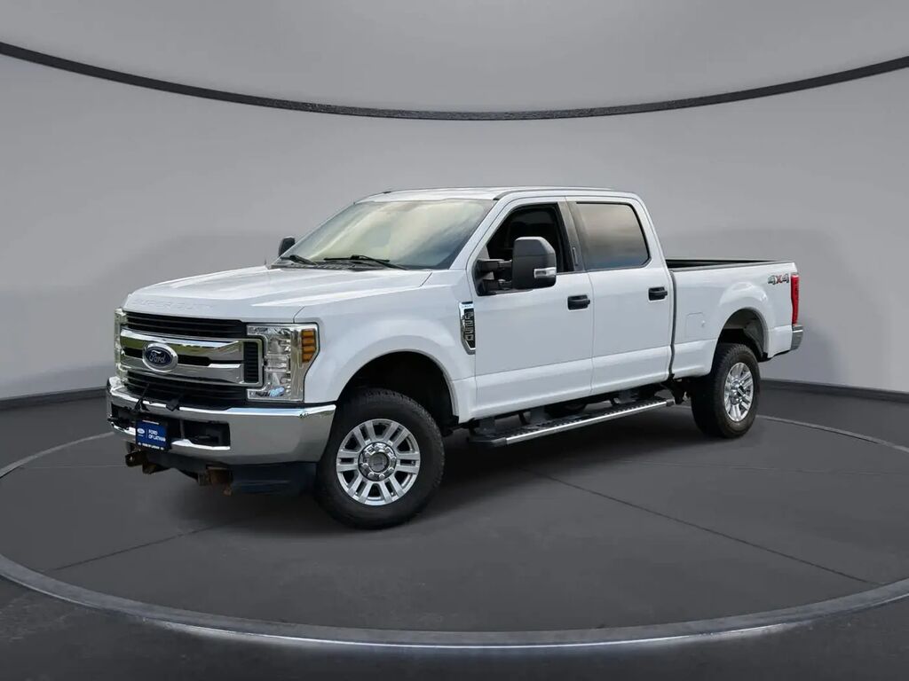 2018 Ford F-250 Super Duty XLT — photo 1 of 13