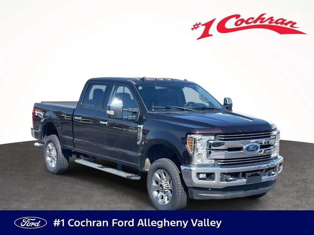 2019 Ford F-250 Super Duty Lariat — photo 1 of 1