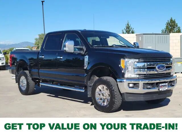 2017 Ford F-250 Super Duty Lariat — photo 1 of 13