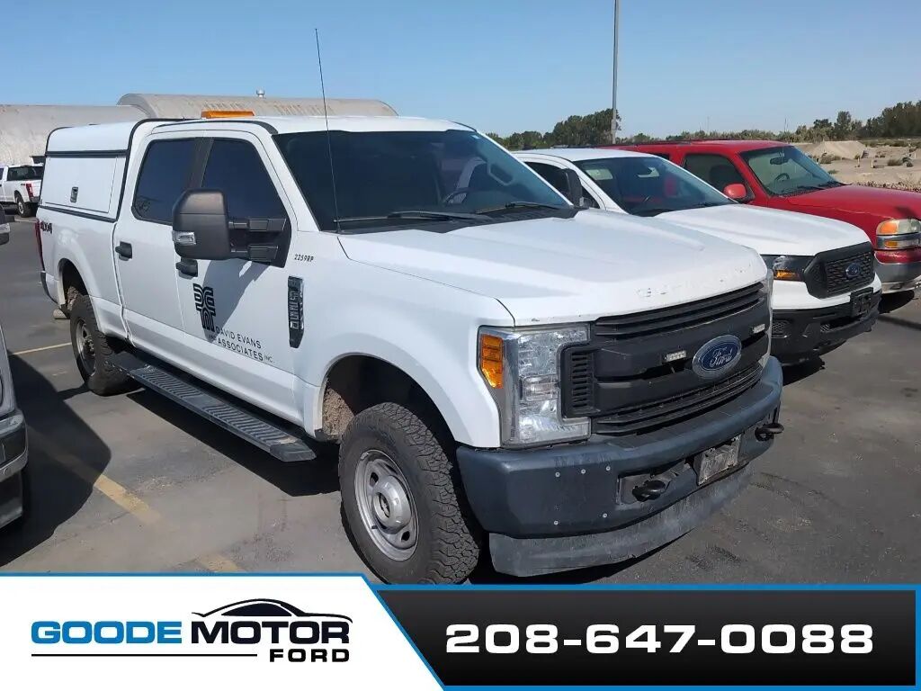 2017 Ford F-250 Super Duty XL — photo 1 of 9