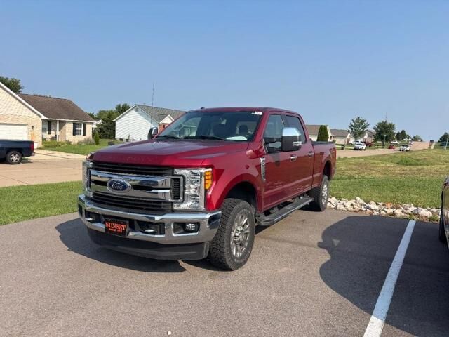 2017 Ford F-250 Super Duty XLT