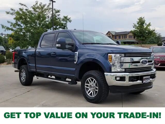 2018 Ford F-250 Super Duty Lariat — photo 1 of 13