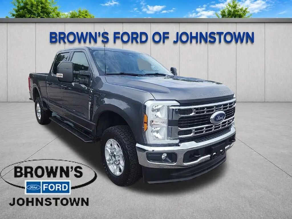 2025 Ford F-250 Super Duty XLT — photo 1 of 13