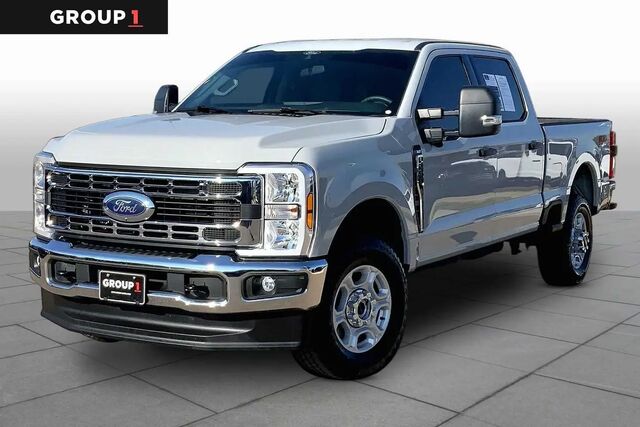 2025 Ford F-250 Super Duty XLT