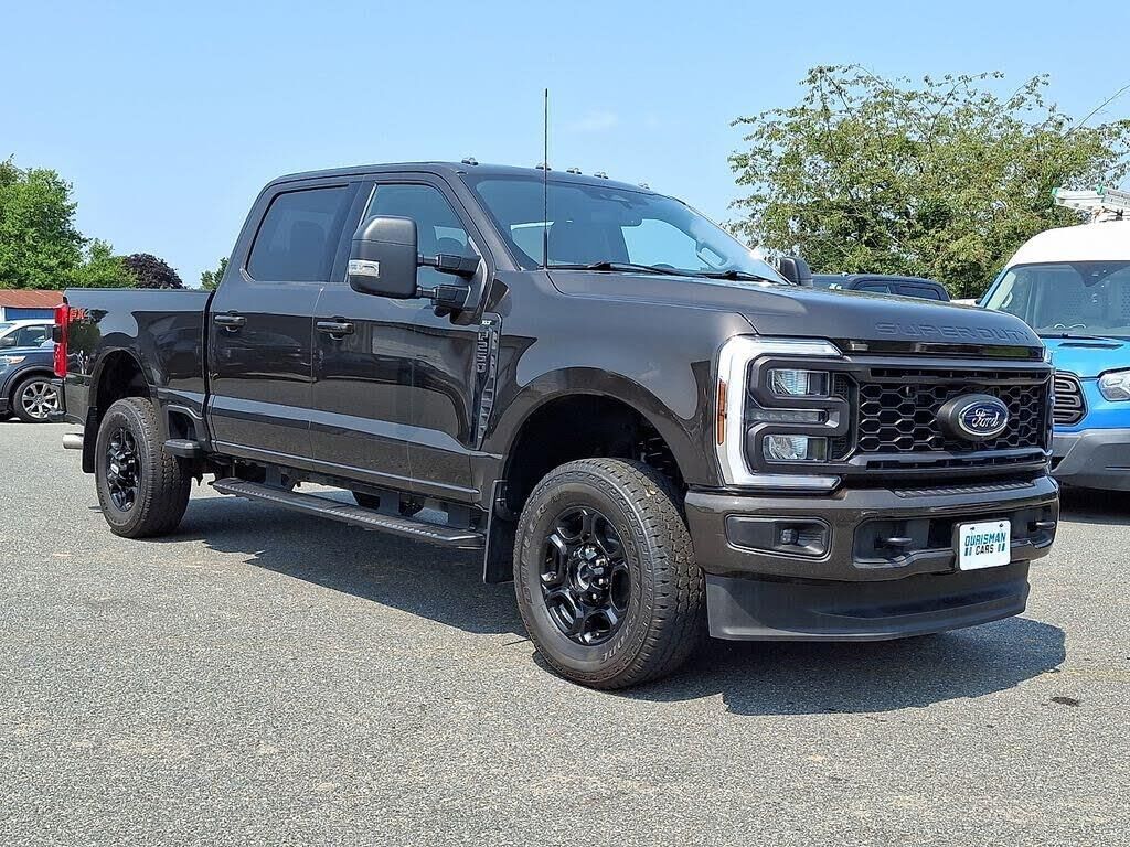 2024 Ford F-250 Super Duty XLT — photo 1 of 1