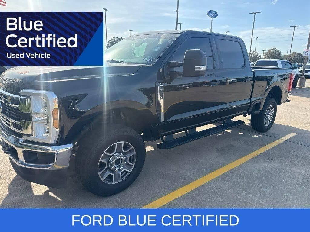 2025 Ford F-250 Super Duty XLT — photo 1 of 1