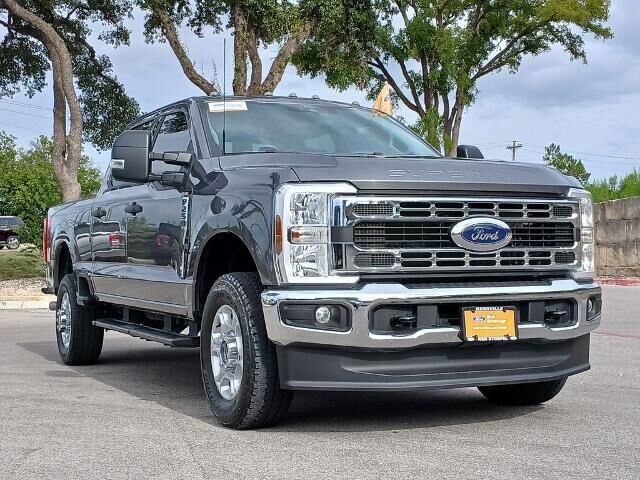 2025 Ford F-250 Super Duty XL