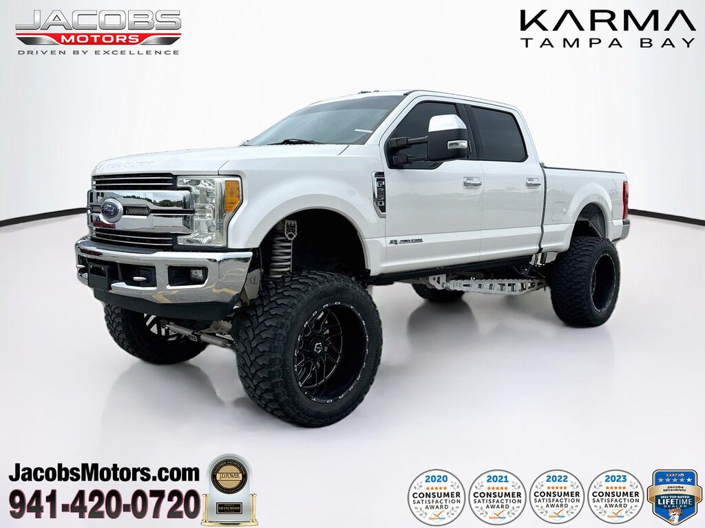 2017 Ford Super Duty F-250 SRW Lariat — photo 1 of 11